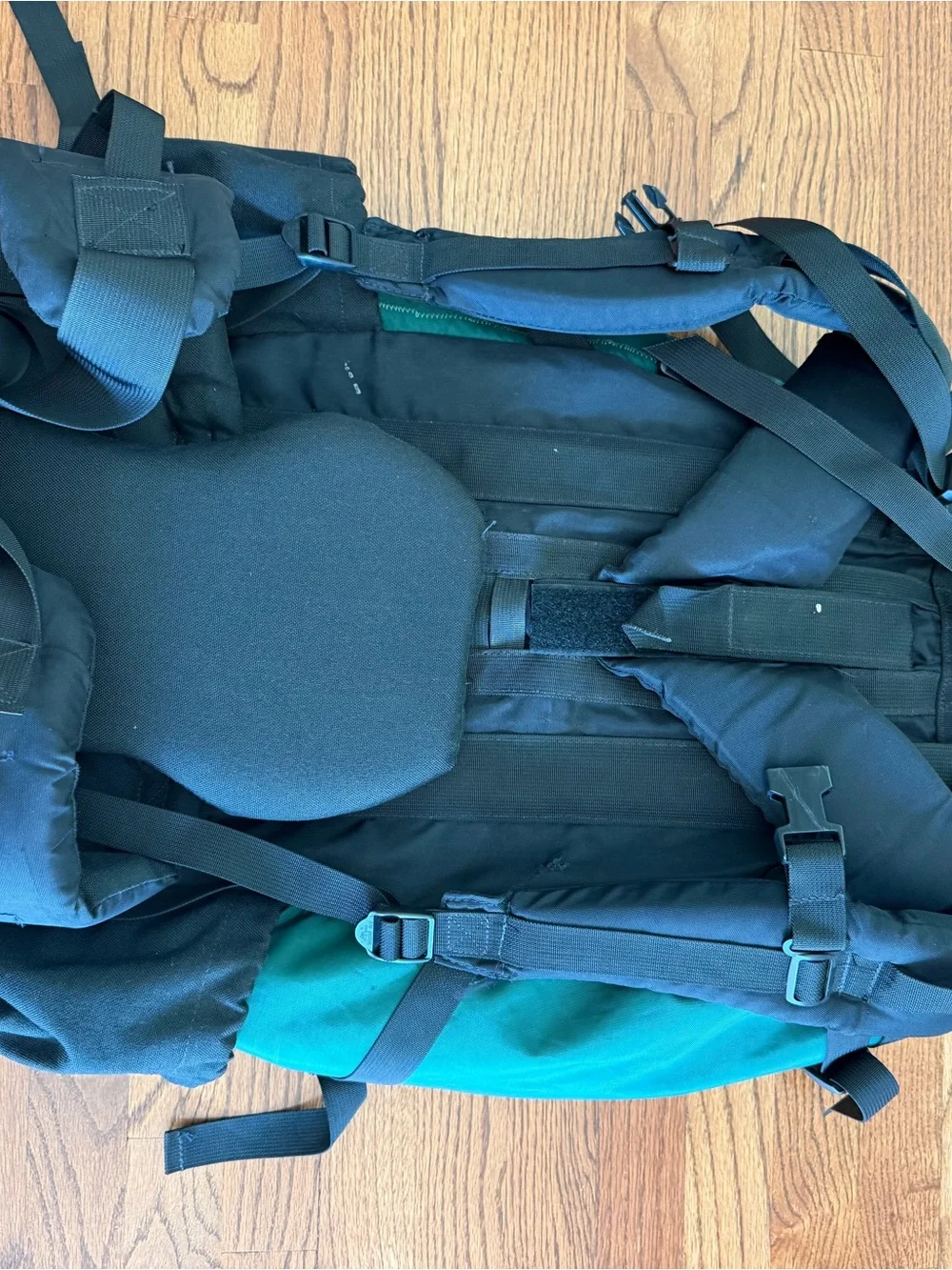 MEI Vintage Made in USA Hiking Outdoors Backpack with Daypack XL